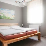 شقة Tea